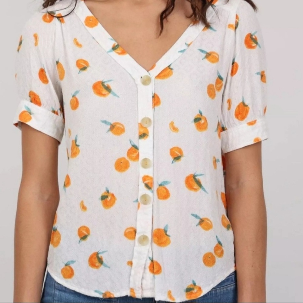 Maeve Anthropologie White Button-Up Shirt with Orange Fruit Print